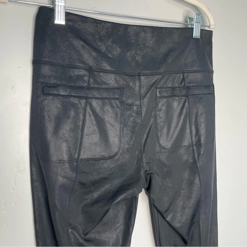 Athleta Delancey Gleam Tight‎ Leggings Black Medium Faux Leather Pockets M